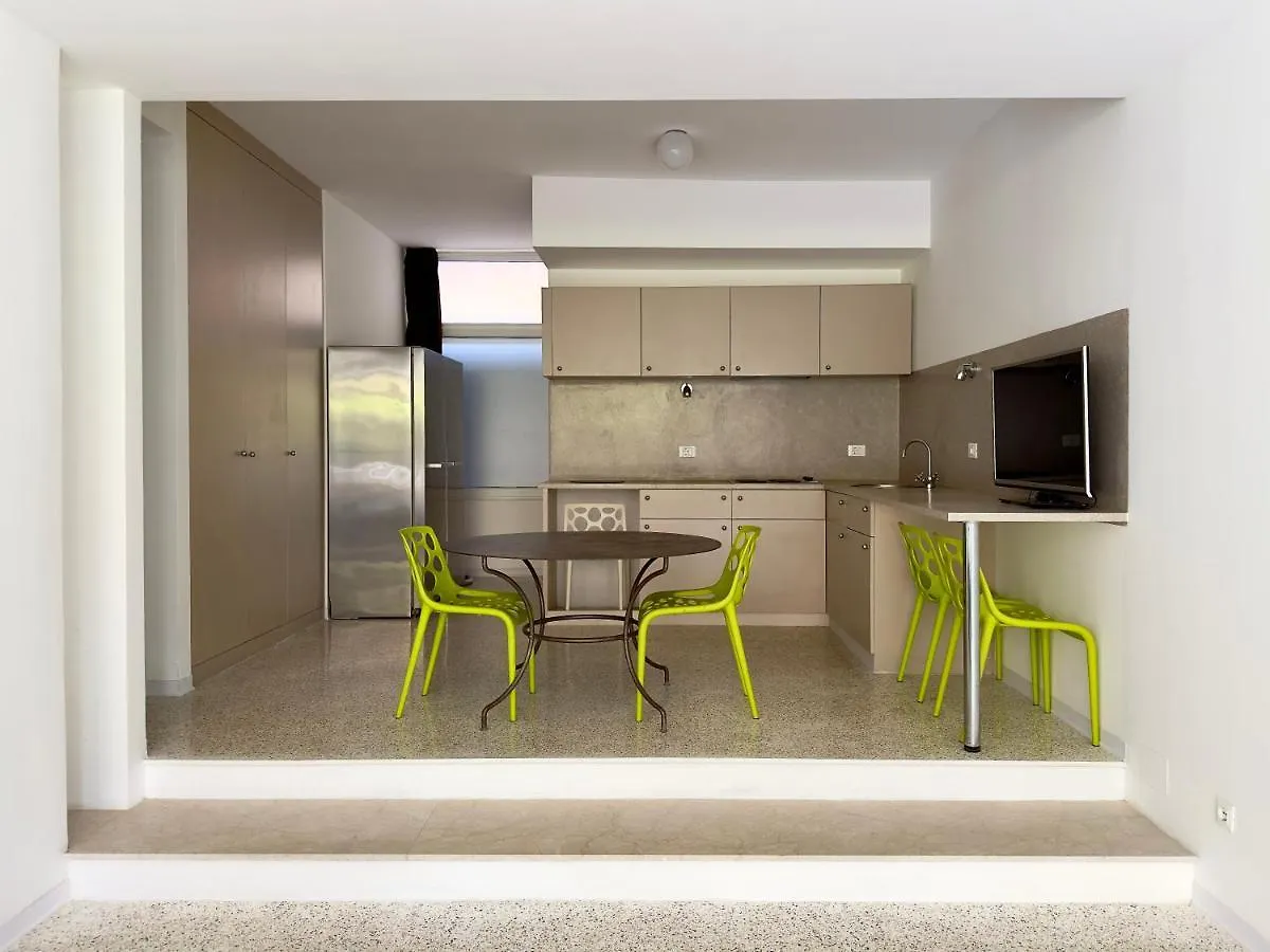 Grand Apartment Navigli Μιλάνο 0*,